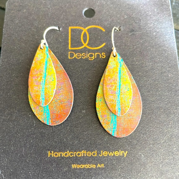 DC Designs Earrings - Picture 1 of 4